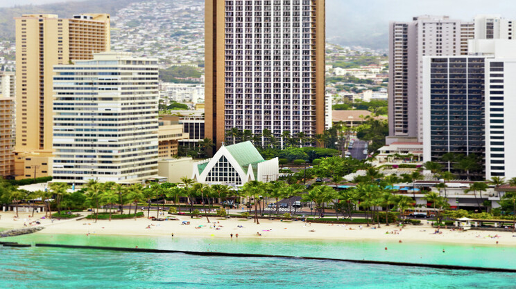 Hilton Waikiki Beach 